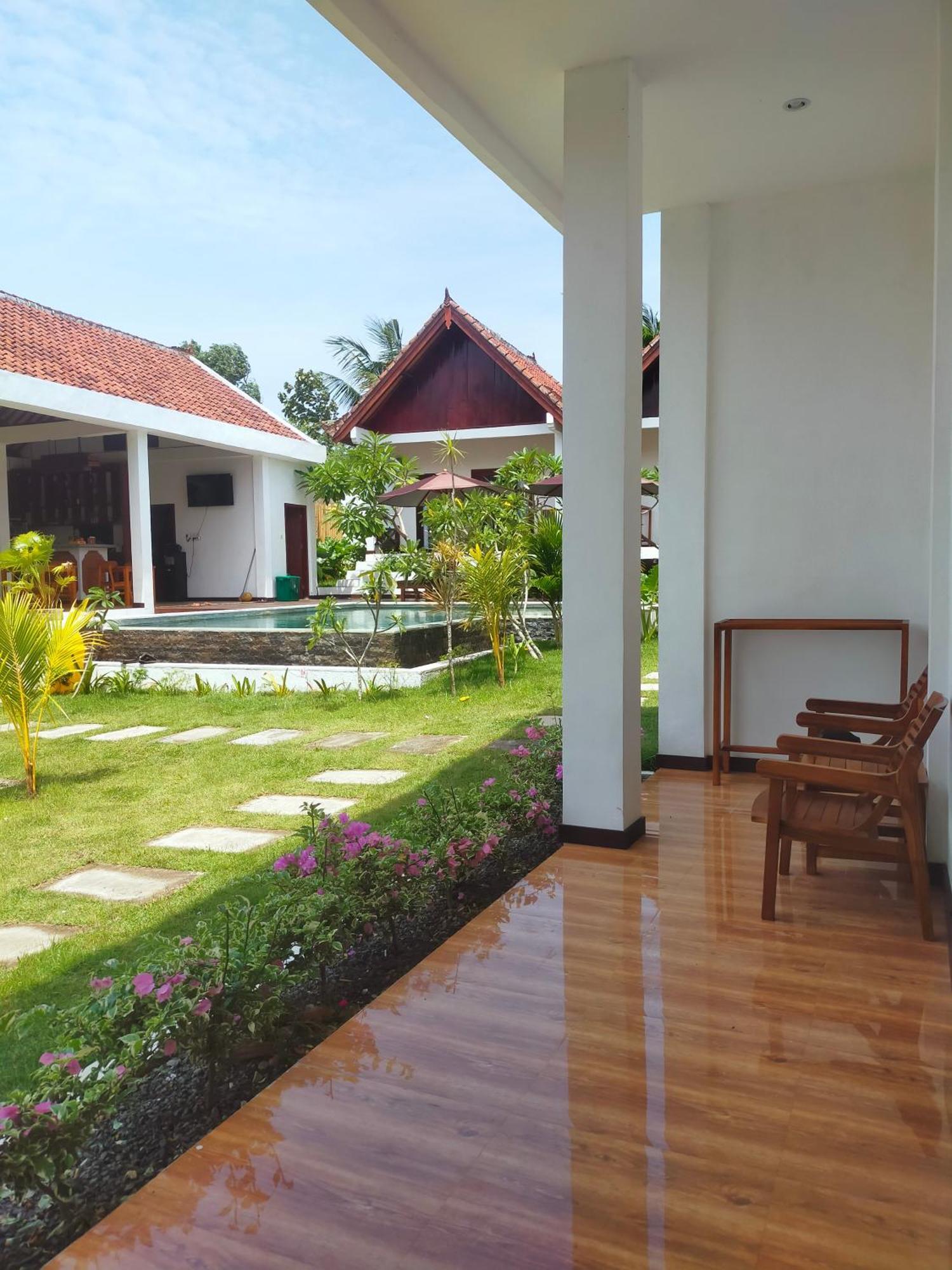 The Local Are Guling Villa Kuta  Ruang foto
